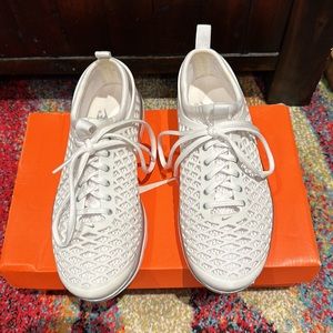 Women’s White Nike Flex 2017 Running Sneakers